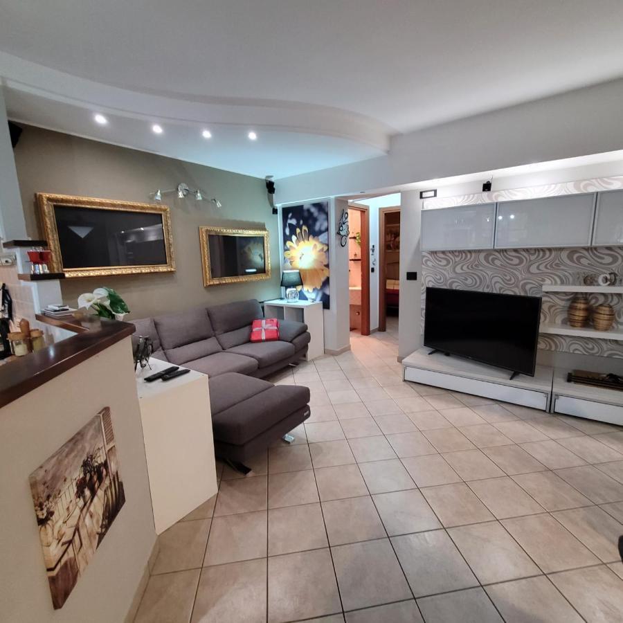 Chic & Relax Apartment Римини Экстерьер фото