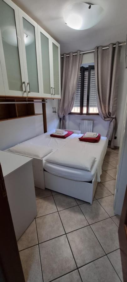 Chic & Relax Apartment Римини Экстерьер фото