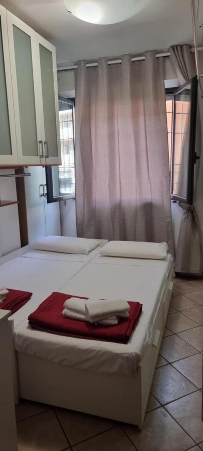 Chic & Relax Apartment Римини Экстерьер фото